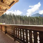 In Neukirchen Near Anfaengerpiste Σαλέ