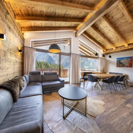 In Neukirchen Near Anfaengerpiste シャレー