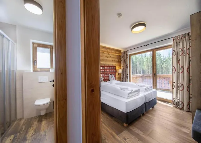 In Neukirchen Near Anfaengerpiste シャレー